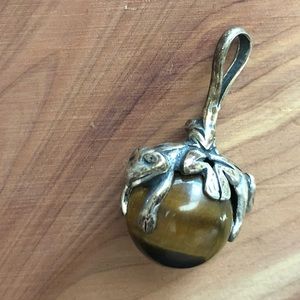 Tigers eye pendant
